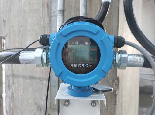 外貼式液位計的可靠性和精度怎么樣？